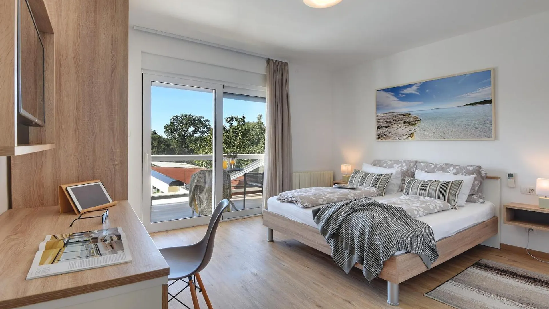 Villa Klen For 15 People Near Pula With Jacuzzi And Children Playgorund